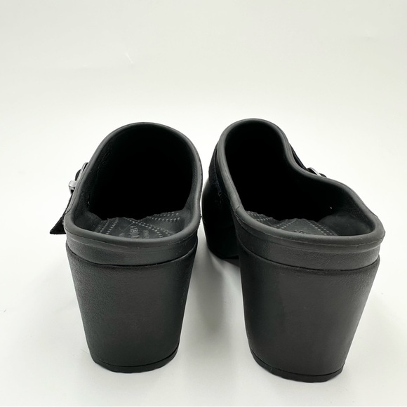 Crocs Sarah Clog Block Heel Mules Slip On Black - Picture 8 of 11